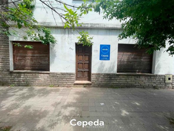 Cepeda Propiedades | CASA CENTRICA EN VENTA EN LOBOS