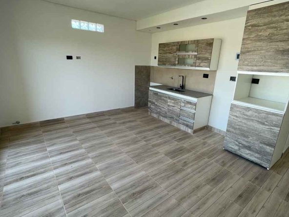 Cepeda Propiedades | EDIFICIO EN LOBOS: DEPARTAMENTOS Y LOCALES EN VENTA