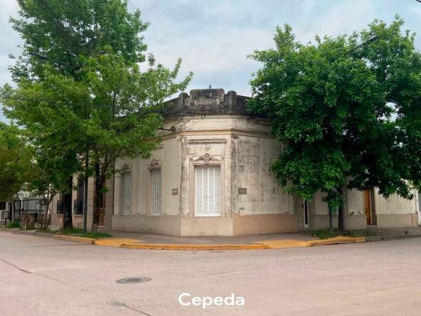 Cepeda Propiedades | CASA CENTRICA EN LOBOS